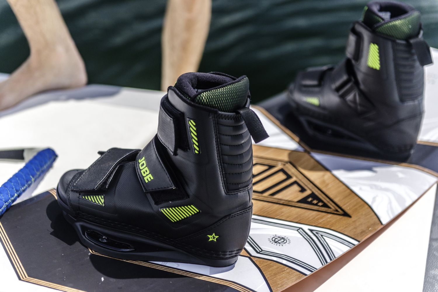 Host Wakeboard Bindings Velcro Black JOBE — Крепления для вейкборда
